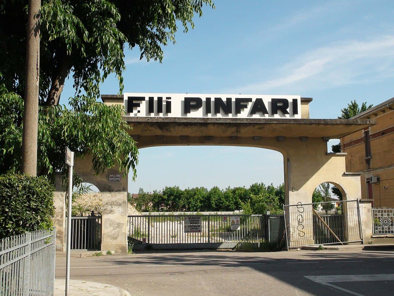 The Pinfari